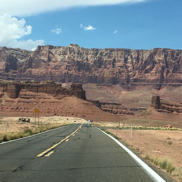 L’attribut alt de cette image est vide, son nom de fichier est Route-Grand-Canyon-1742-1.jpg.